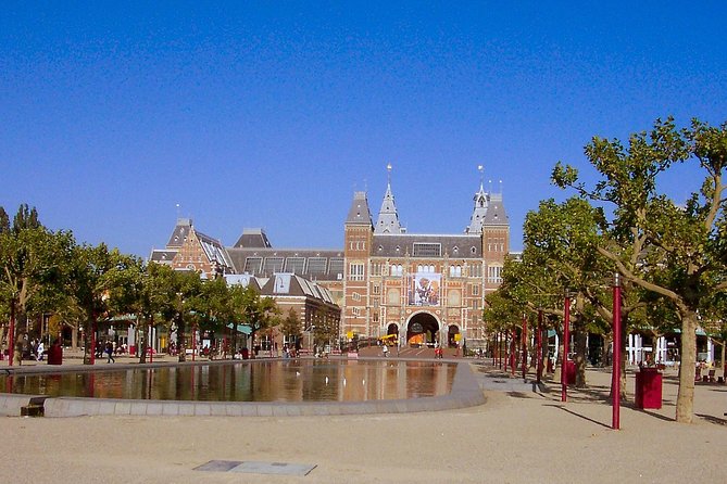 1,5 hours Amsterdam Rickshaw Tour - Rembrandtplein and the City’s Evening Side
