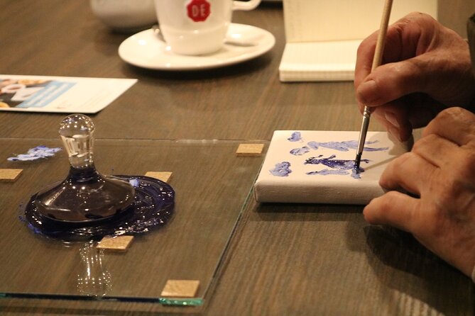 2 Hour Making Rembrandt's Traditional Oil Paints in Amsterdam - Meeting Eric at Nieuwe Doelenstraat 24
