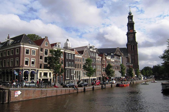 2-Hour Private Anne Frank Walking Tour with Drink - Walking through Amsterdam’s Jewish Quarter