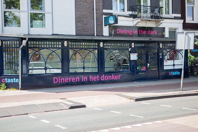3-course Dinner in the Dark Amsterdam - Who will enjoy this most