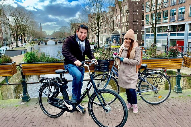 4Hrs with a Local in Amsterdam: Full Private & Personalized Tour. - What the guide adds to a short visit