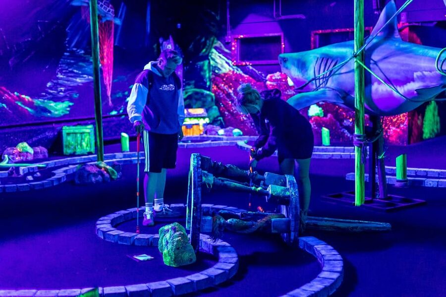 Aloha Amsterdam: 12-Hole Glow-in-the-Dark Mini-Golf - Is $10 a good value?