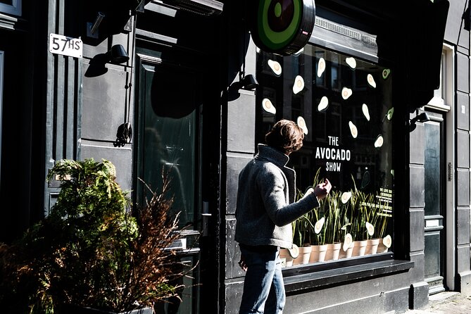 Amstagram Tour & Moco Experience - Spui and the Bloemenmarkt