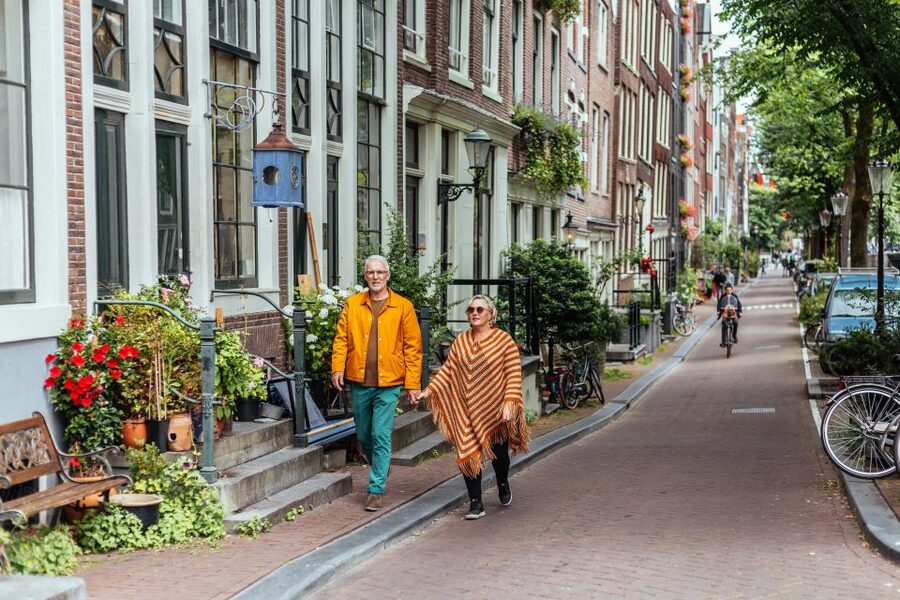 Amsterdam: 1.5-Hour Private Kick-Start Tour with a Local - Nieuwmarkt and the Less Tourist-Centered Amsterdam