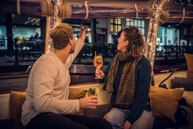 Amsterdam: 1-Hour Canal Cruise in the Evening - Herengracht, Keizersgracht, and canal-house life