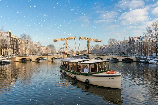 Amsterdam 1-Hour Canal Cruise With Live Guide - A quiet start in the Jordaan