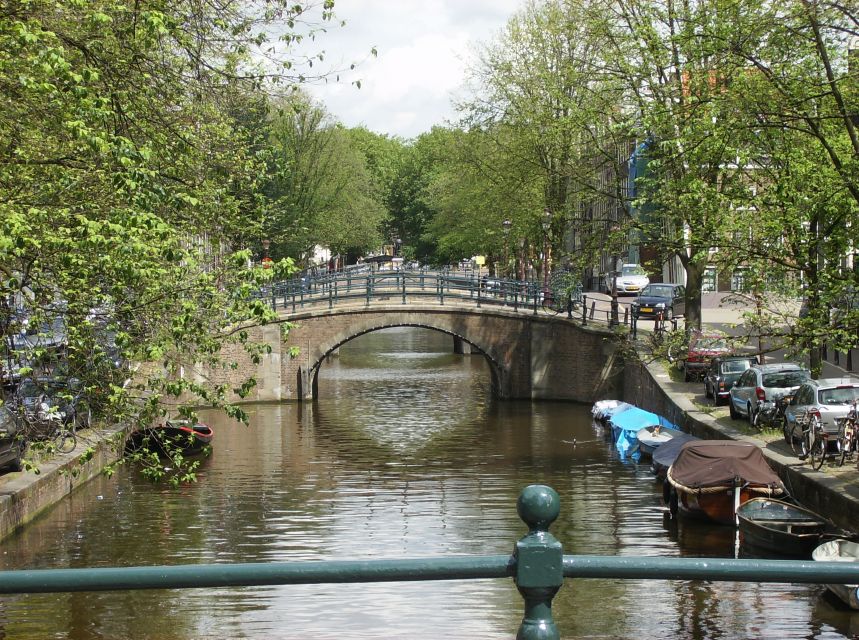 Amsterdam: 2.5-Hour Historic Private Walking Tour - Why this private walk feels different from a standard city tour