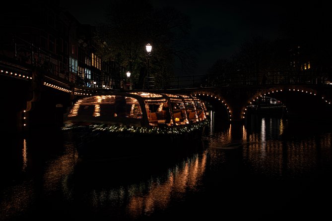 Amsterdam 2-Hour Evening Cruise With Live Guide and Bar - Prinsengracht and the city’s most prestigious canal