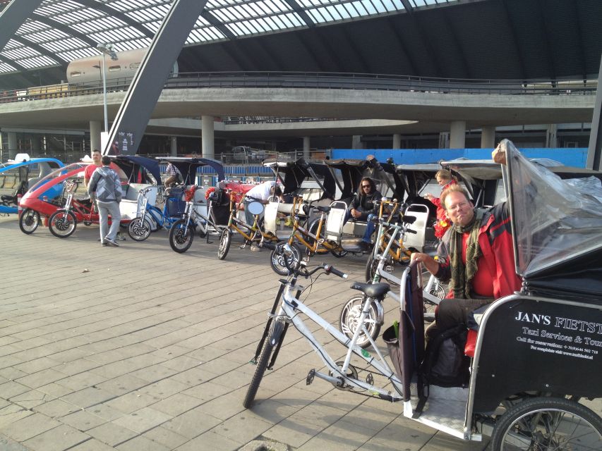 Amsterdam: 2-Hour Sightseeing Tour by Rickshaw - The Red Light District and coffee shops