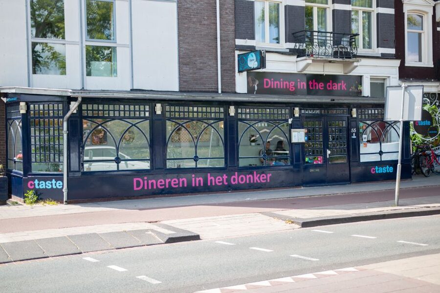 Amsterdam: 3 Course Dinner in the Dark - The welcome, cloakroom, and move into darkness