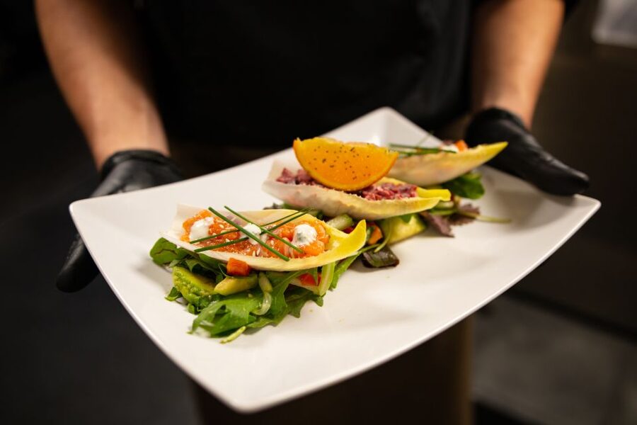 Amsterdam: 3 Course Dinner in the Dark - Comfort, temperature, and claustrophobia
