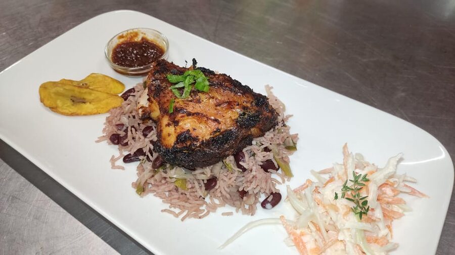 Amsterdam: 3-course dinner party at secret pop-up restaurant - Three courses with Jamaican flavor