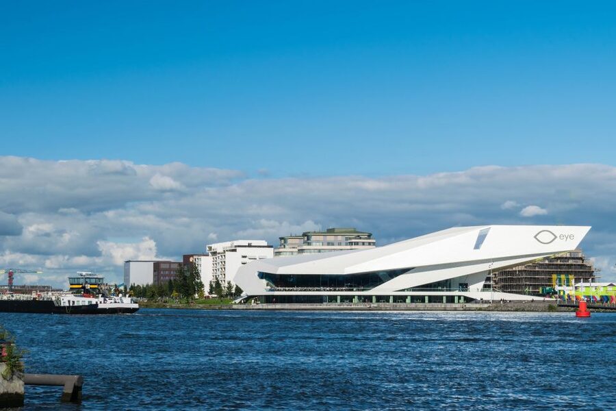 Amsterdam: 3-Hour Private Highlights City Tour by Minivan - The Canal Belt and the old town