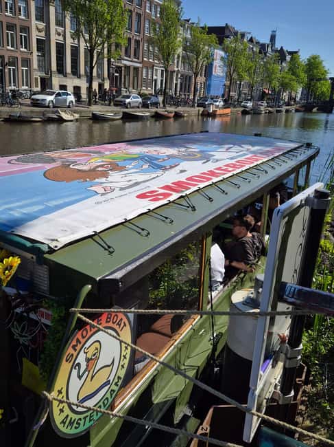 Amsterdam: 420 Smoke-Friendly Boat Tour - What this Amsterdam smoke boat is really like