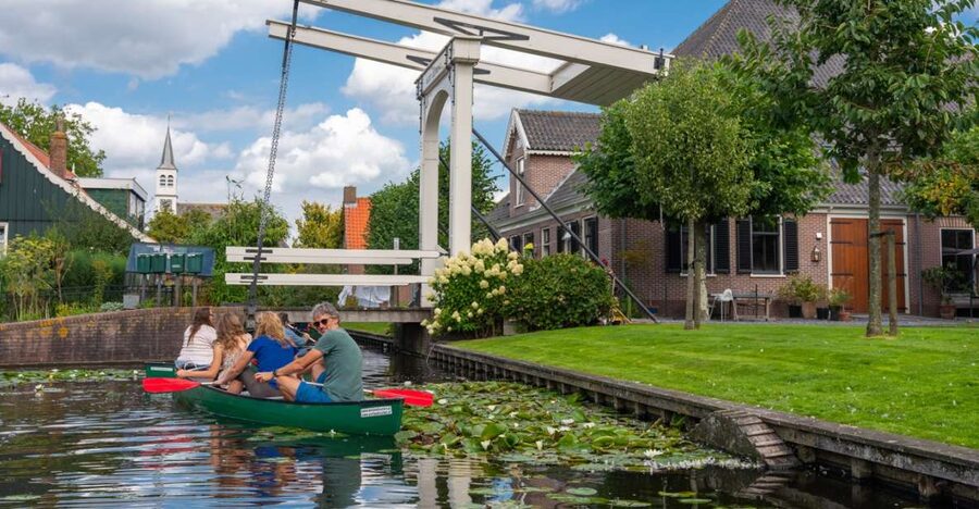 Amsterdam 5-Hour Guided Canoe Trip in the Wetlands - The Practical Reality of a Wet Canoe Trip