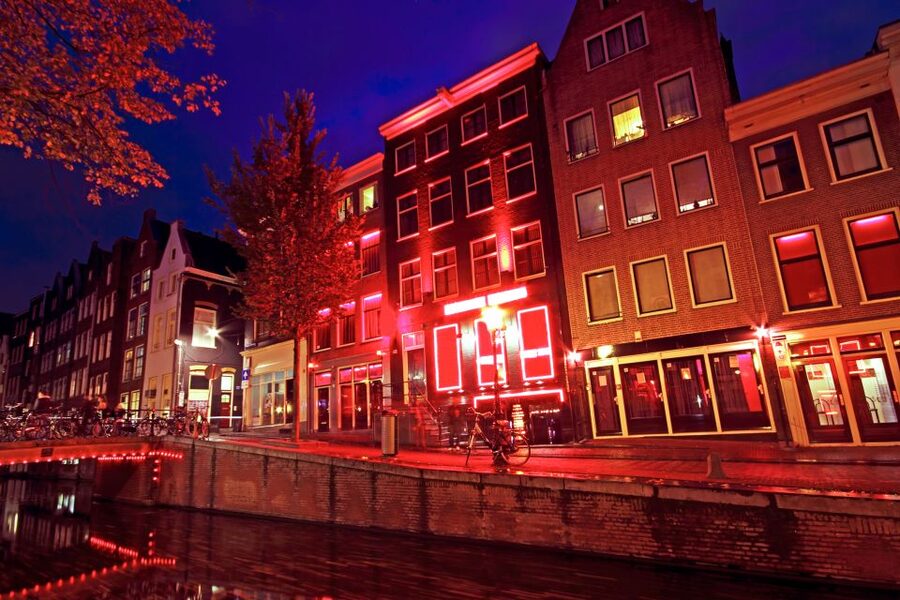 Amsterdam: After Dark Red Light District Tour - Key points to know before booking