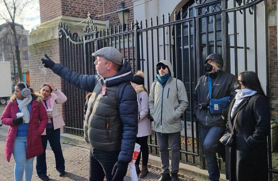 Amsterdam All In One Tour Walking Tour - What the small group changes