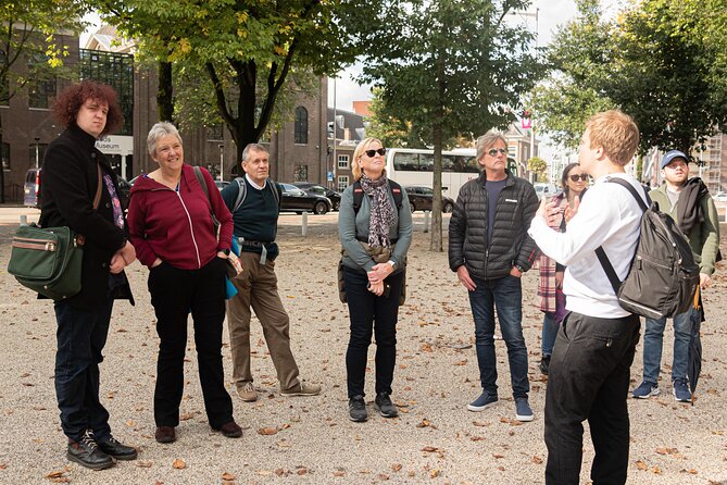 Amsterdam: Anne Frank and Jewish Quarter Walking Tour (TOP RATED) - Group size, guides, and the tone of the tour