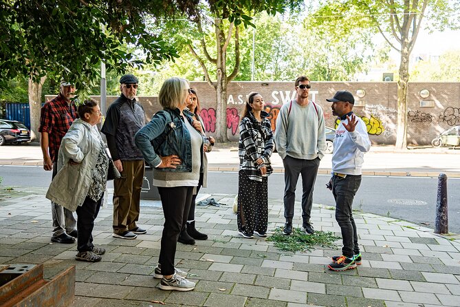 Amsterdam: Anne Frank and World War II Walking Tour (TOP RATED) - Verzetsmuseum and the Jewish resistance