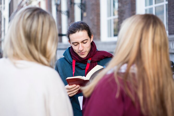Amsterdam : Anne Frank Tour in EN/DE/IT/ES - Auschwitz Monument and the work of remembrance