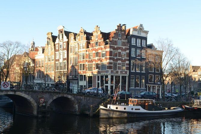 Amsterdam Architecture Tour - Huis Bartolotti and the secrets behind the façades
