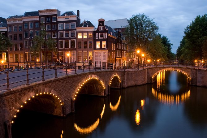 Amsterdam Architecture Tour - Religious restrictions and inventive late 17th-century design