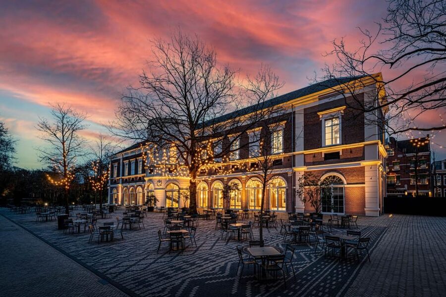 Amsterdam: ARTIS Royal Zoo and ARTIS Groote Museum Ticket - Who will enjoy ARTIS most?