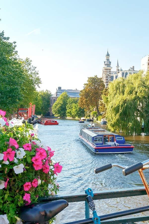 Amsterdam Audioguide - TravelMate app for your smartphone - Price, access, and who gets good value