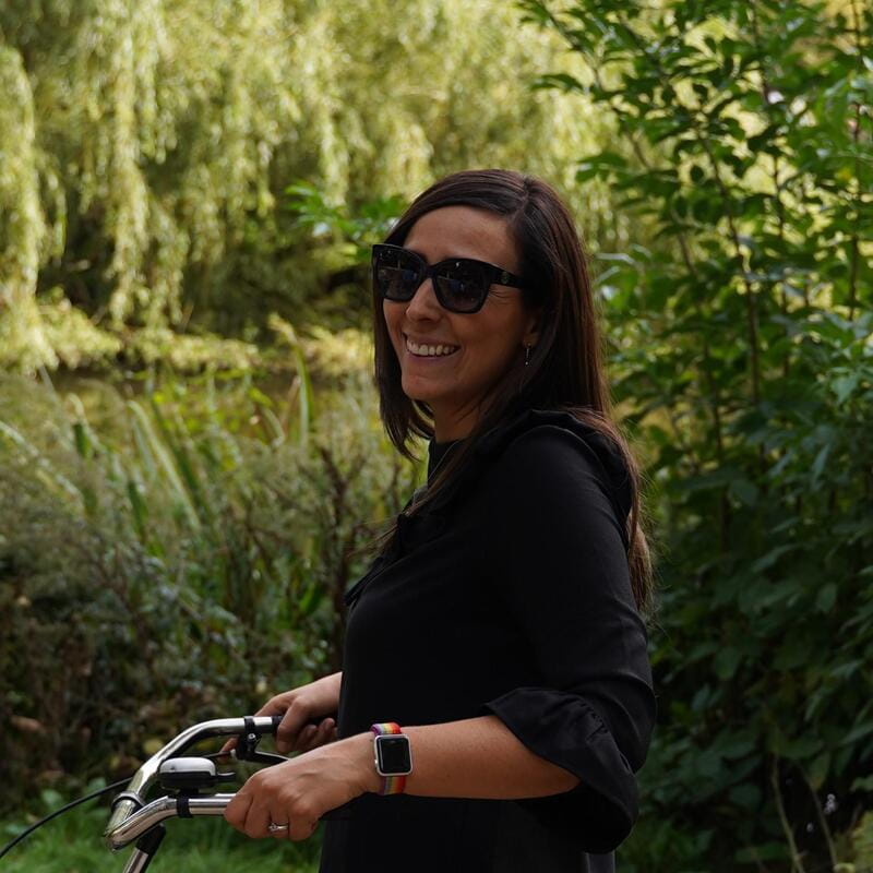 Amsterdam: Bike Tour with Optional Cruise in Small-Group - De Gooyer Windmill and Amsterdam’s Classic Silhouette