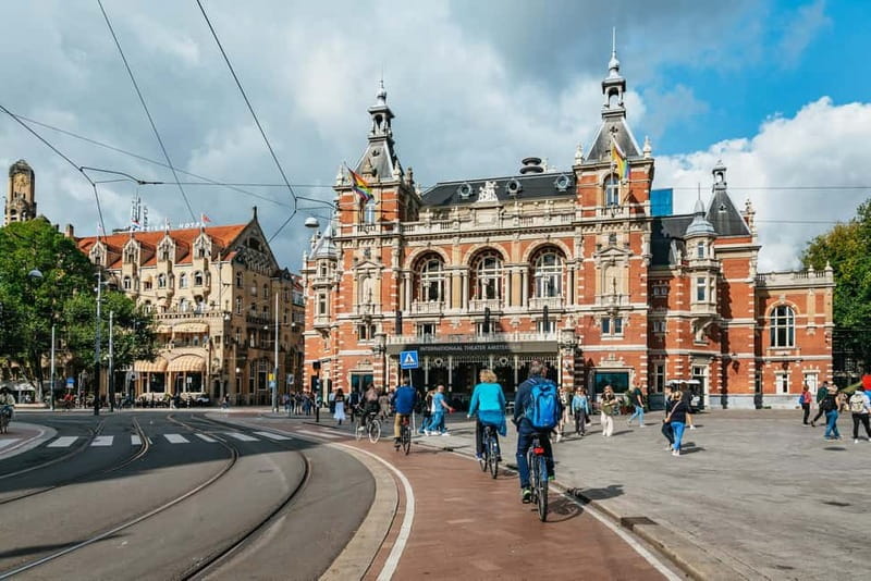 Amsterdam: Bike Tour with Optional Cruise in Small-Group - Museumplein, the Heineken Experience, and a Major Cultural District