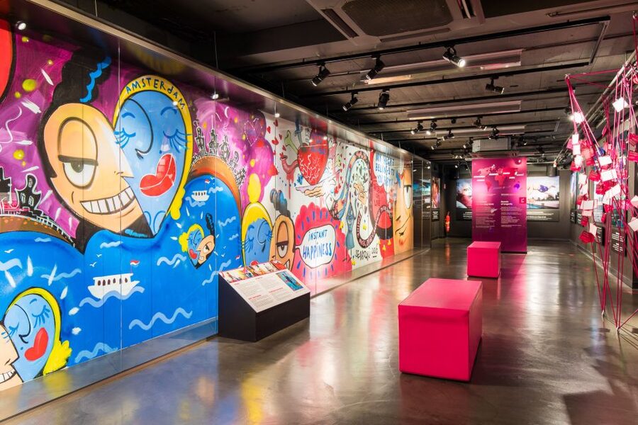 Amsterdam: Body Worlds Exhibition and Canal Cruise - Reserving the boat at the right time