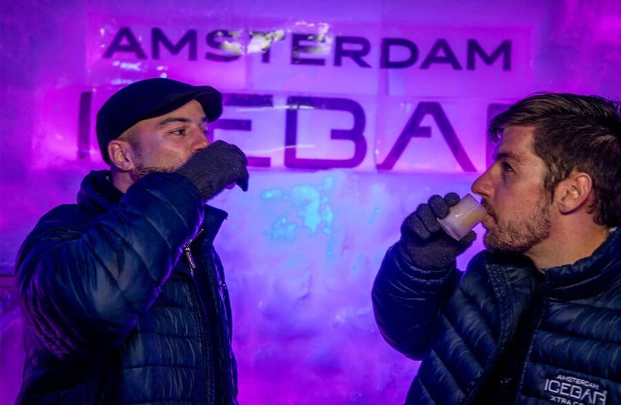 Amsterdam: Canal Cruise and Entrance to Xtracold Icebar - Choose your cruise time carefully