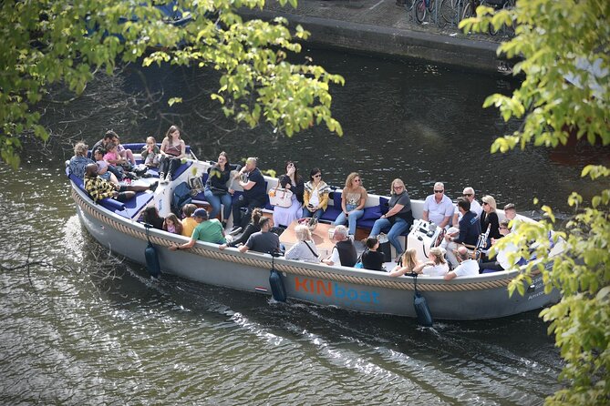 Amsterdam Canal Cruise in Open Boat with Unlimited Drinks Option - Why this one-hour cruise works so well