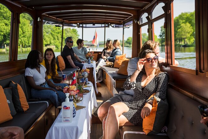 Amsterdam Canal Cruise with Cheese and Wine - A short cruise through Amsterdam’s best-known waterways