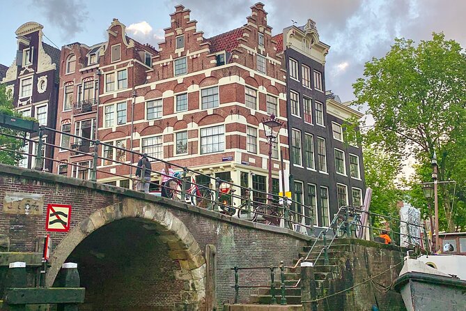 Amsterdam Canal Cruise with German Guide and unlimited drinks - The route, from Oosterdokskade to the central canals
