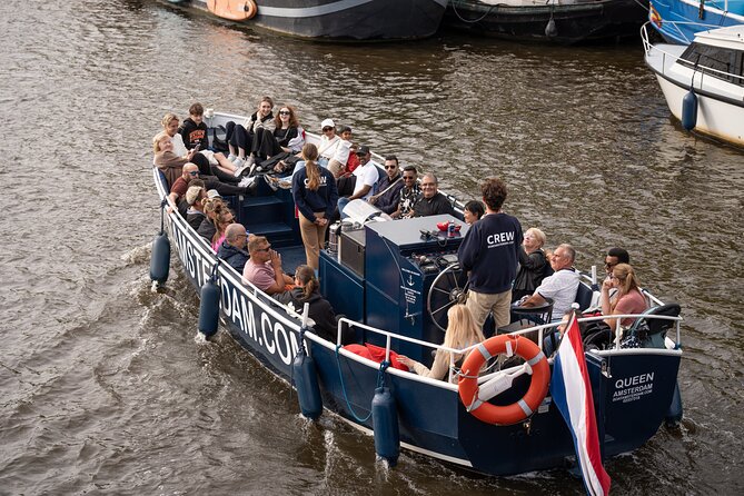 Amsterdam Canal Cruise with Live guide & Two drinks - Central St. - The Old Church and the Red Light District
