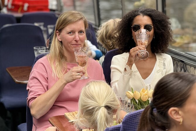 Amsterdam Cheese and Wine Canal Cruise - Why Amsterdam looks different from the water