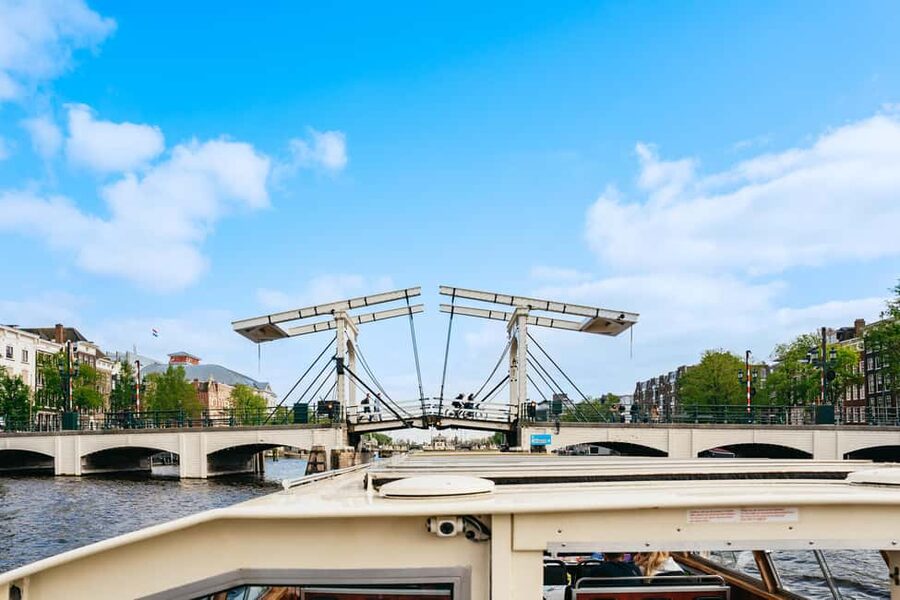 Amsterdam: City Canal Cruise and Rijksmuseum - Who will get the most from this experience