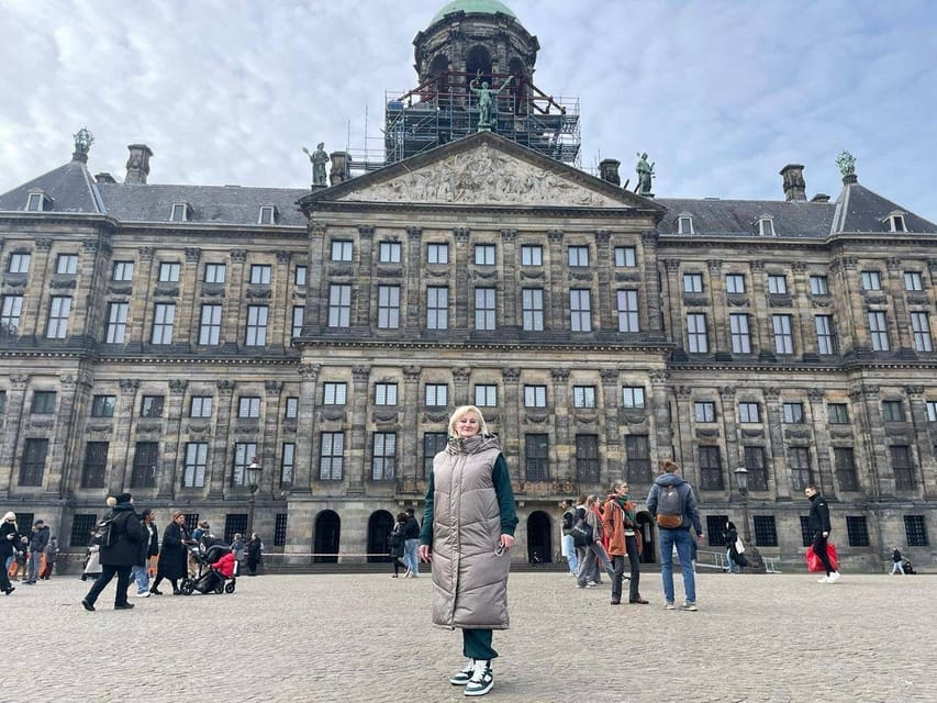 Amsterdam: City Highlights Walking Tour - Damrak, shopping centers, and Dam Square