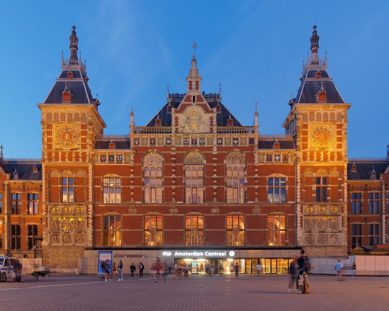 Amsterdam: City Highlights Walking Tour - Who will enjoy this walk most