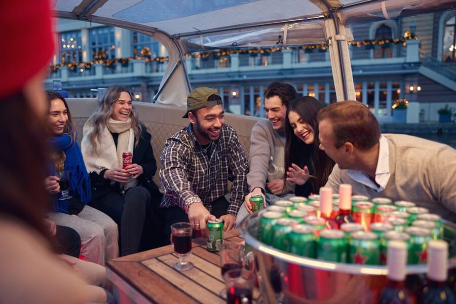 Amsterdam: Covered Canal Booze Cruise with Unlimited Drinks - Why this cruise works as a first Amsterdam activity