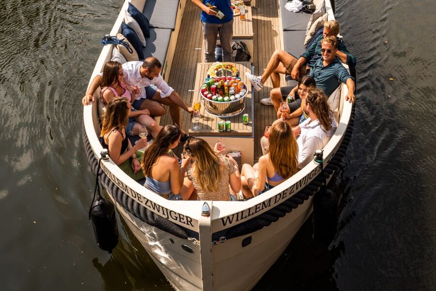 Amsterdam: Cozy Evening Canal Cruise With Open Bar Option - Jordaan and Prinsengracht: the most atmospheric stretch