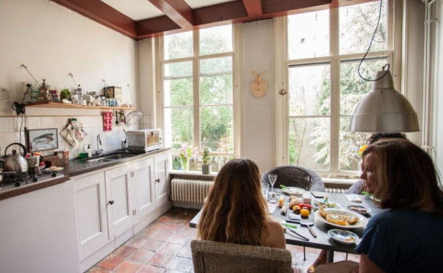 Amsterdam: Craft Dutch Pancakes in Charming Canal House - Key points to know before booking