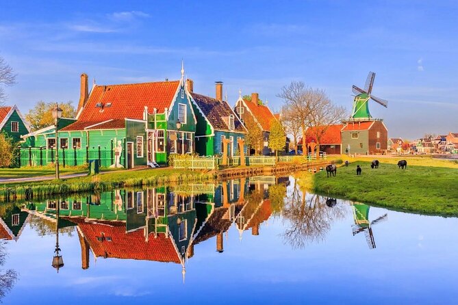 Amsterdam: Day Trip to Keukenhof & Zaanse Schans Windmills - Who should book this day trip?