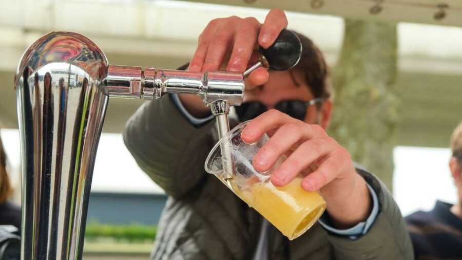 Amsterdam: Dutch Beer Bike Blast Tour with Onboard Bar - What to bring and what to leave behind