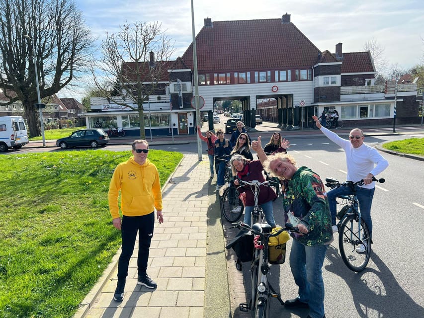 Amsterdam: Dutch Countryside E-Bike with Cheese & Clogs - Monnickendam brings a harbor town into the picture