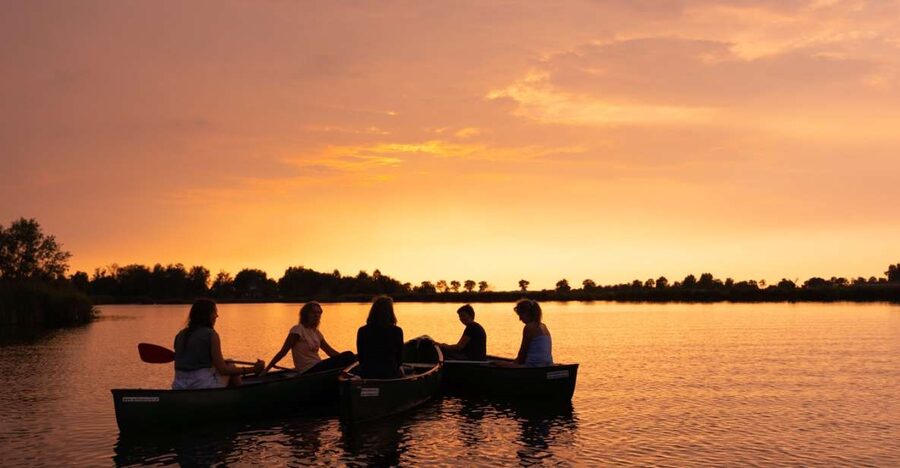 Amsterdam: Dutch Countryside Sunset Canoe Tour - Key points at a glance
