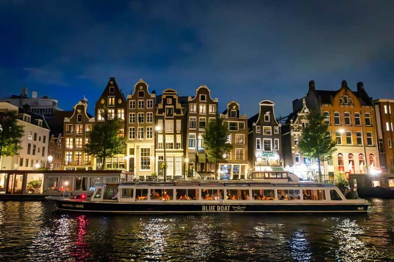 Amsterdam: Evening Cruise with Optional Wine and Snacks - Why Amsterdam is especially good after dark