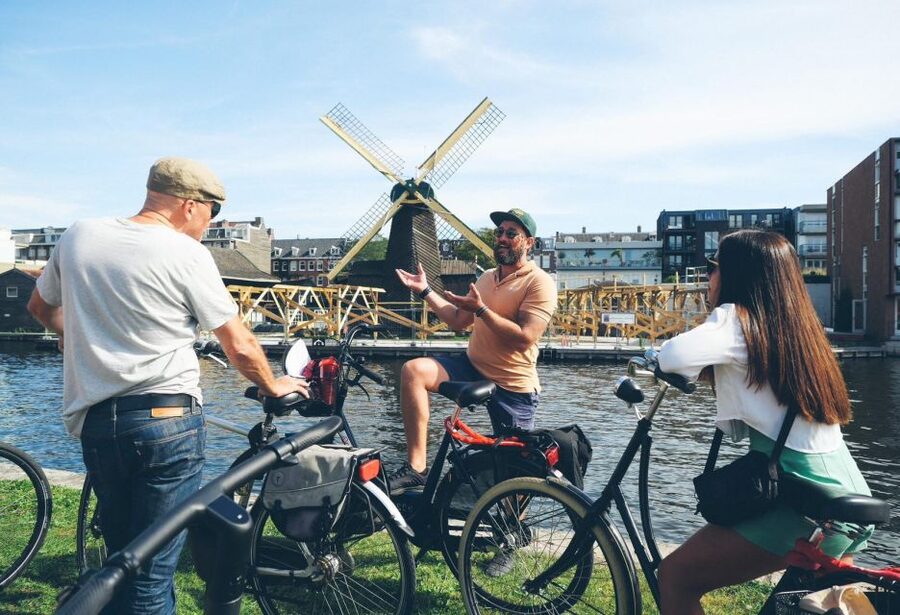 Amsterdam: Explore the City Highlights by Bike - Oosterdoksseiland and the Marineterrein