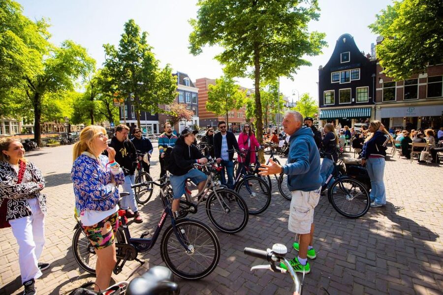 Amsterdam: Explore the City Highlights by Bike - The Canal Belt and Amsterdam’s leaning houses